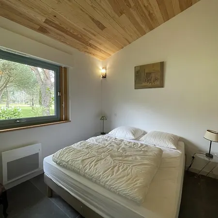 4 Pers. Avec Jardin Privé, Animaux Acceptés, Confort à - Fr-1-379-136 *